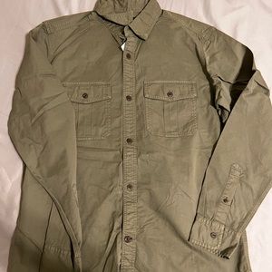 GAP Slim Fit Size Small Brand New Casual Button Down Shirt